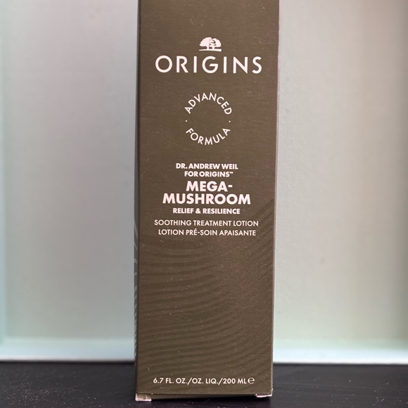 Origins - Mega-Mushroom Soothing Treatment Lotion - Picture 1 of 2